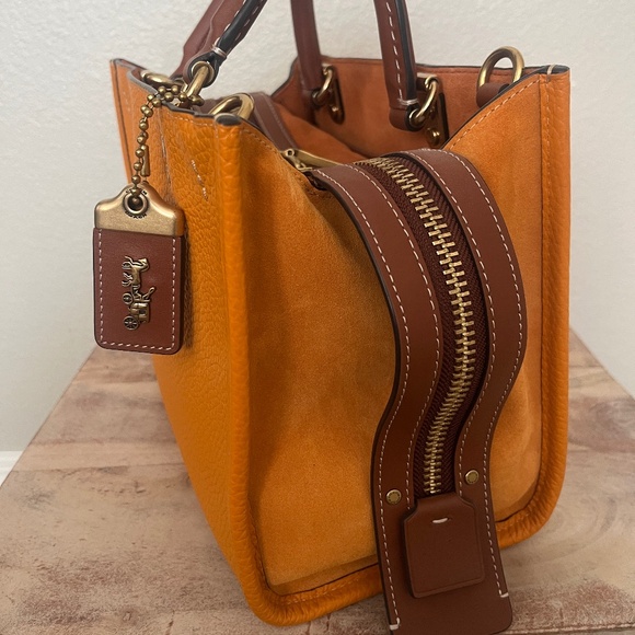 Coach Rogue 25 Brass/Papaya NWT - Picture 5 of 11